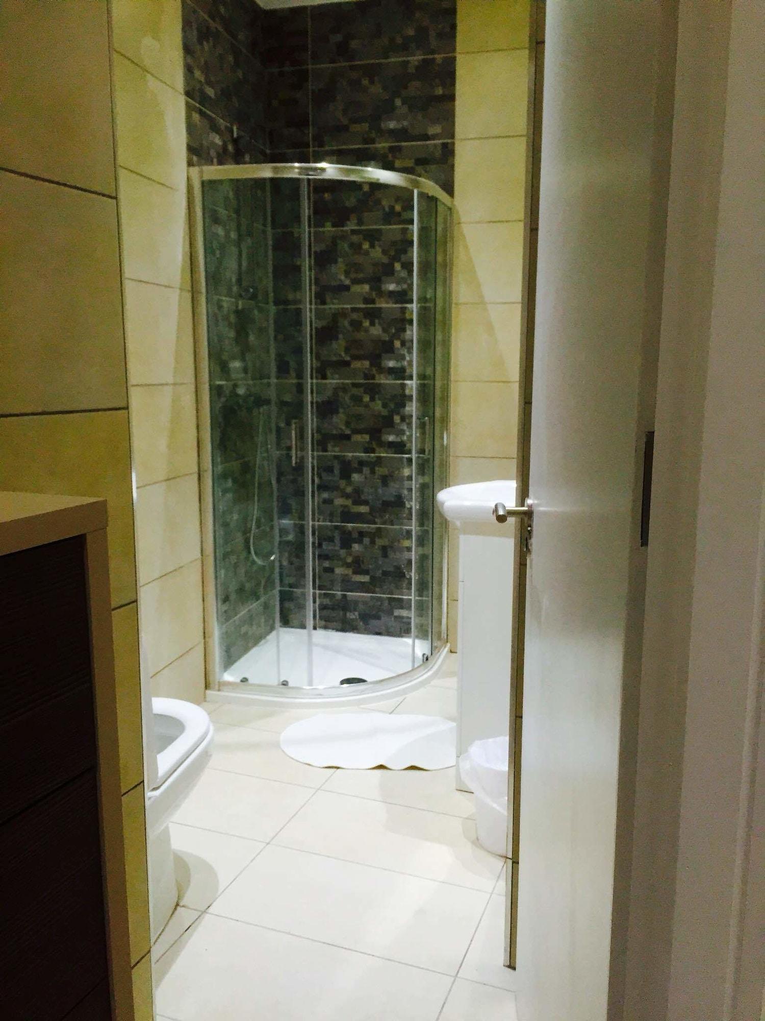 Whitechapel Guest House لندن المظهر الخارجي الصورة